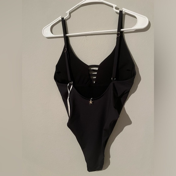 NWT Black One-piece Swimsuit - Picture 4 of 6
